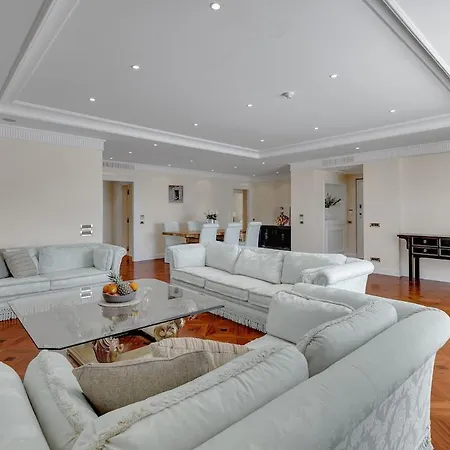 Penthouse - First Row Sea - Exklusiv מאקרסקה