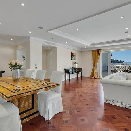 Penthouse - First Row Sea - Exklusiv מאקרסקה